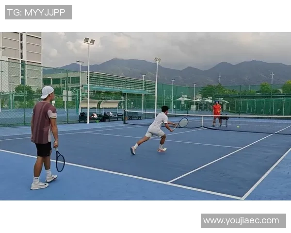 深圳网球队个人能力提升之路:从基础训练到竞技表现的全面解析 深圳网球队个人能力提升之路:从基础训练到竞技表现的全面解析