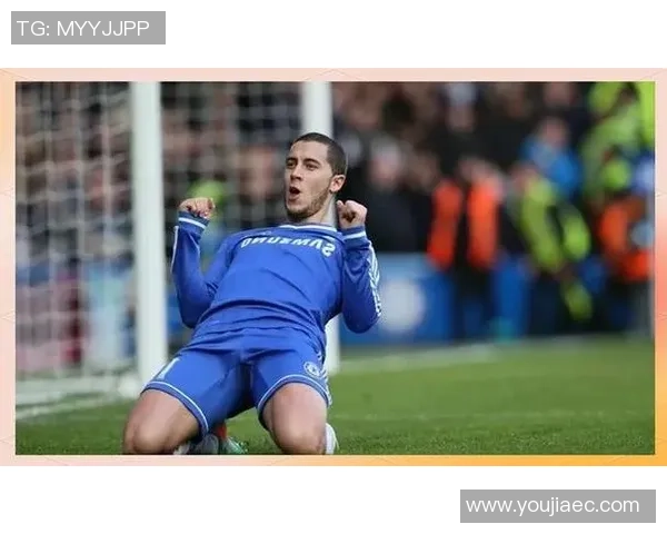 足球明星进球瞬间的优雅姿势与技巧解析 足球明星进球瞬间的优雅姿势与技巧解析