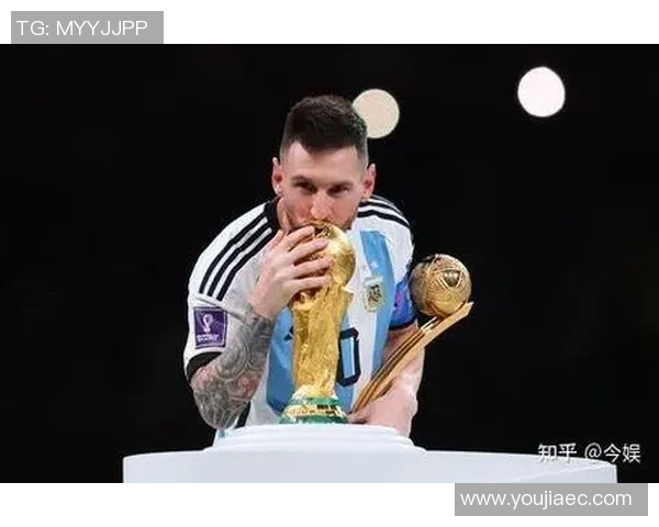 重庆足球队逆袭之路:杯赛中的传奇故事与奋斗精神 重庆足球队逆袭之路:杯赛中的传奇故事与奋斗精神